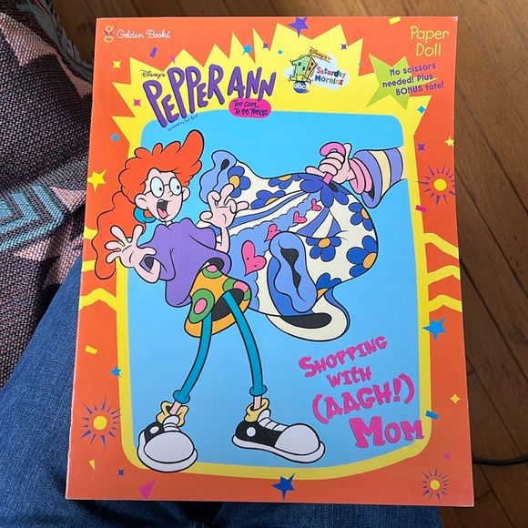 Pepper Ann Paper Doll Book - Picture 1 of 2
